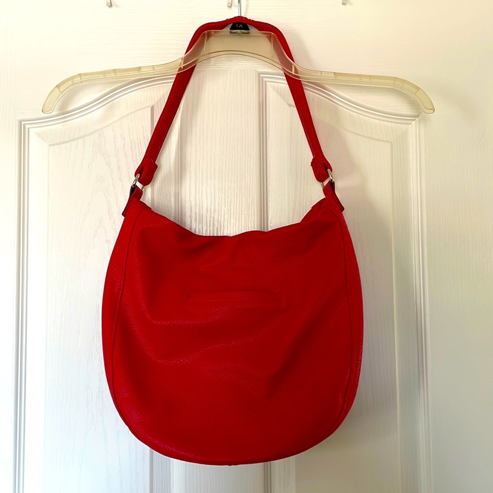 Red thirty-one hobo bag